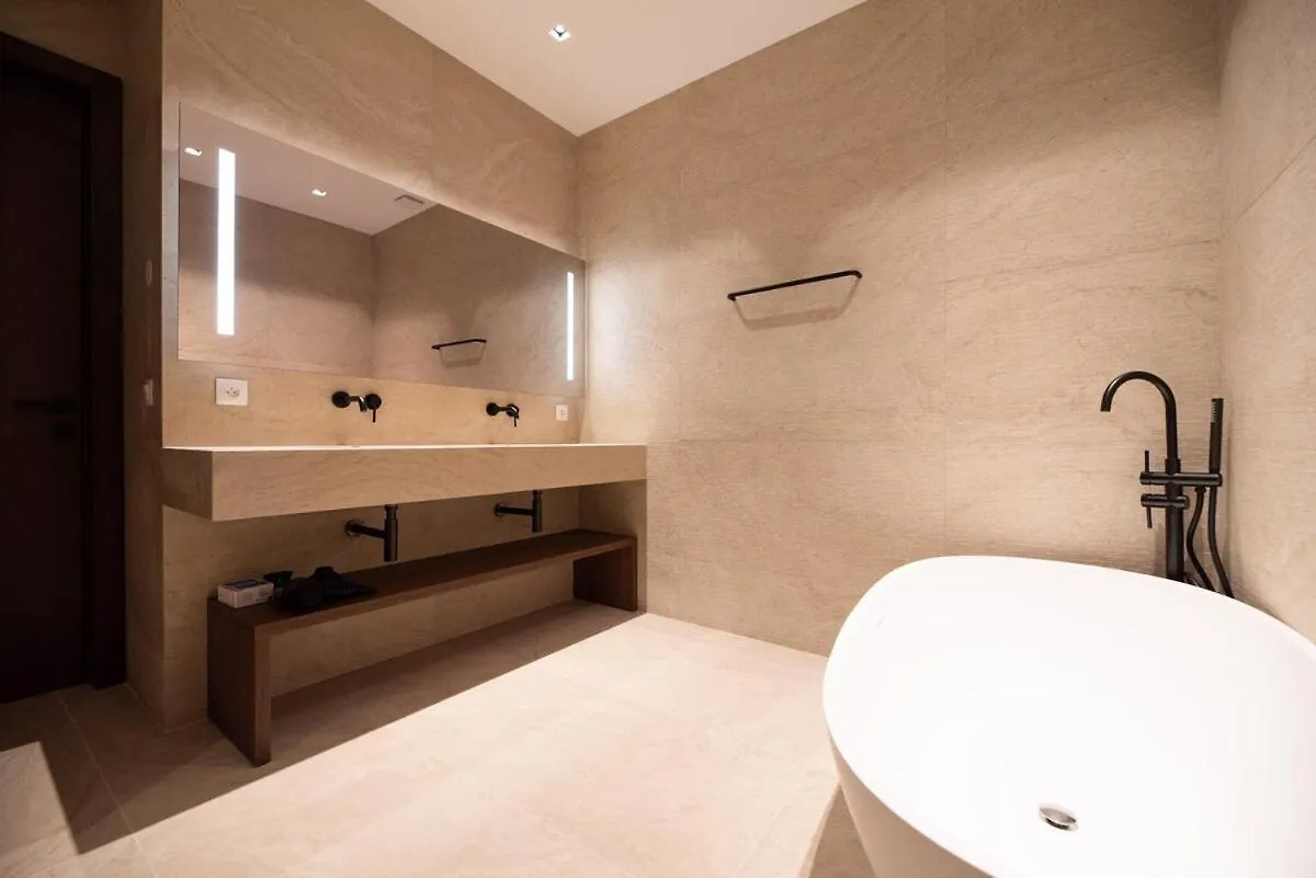 Charming Flat In Magnificient Place Des Vosges Parijs 0*,